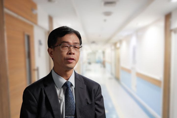 Personalised healthcare and AI trust